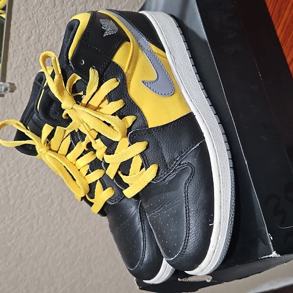 Air Jordan 1 Phat - Picture 4 of 7